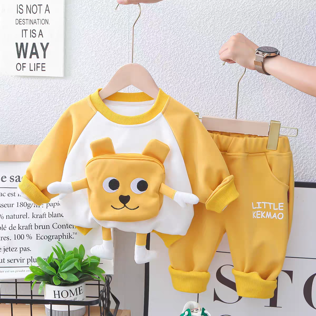 π» Fun Cartoon Face Kids Co-ord Set β Soft Sweatshirt & Jogger Pants