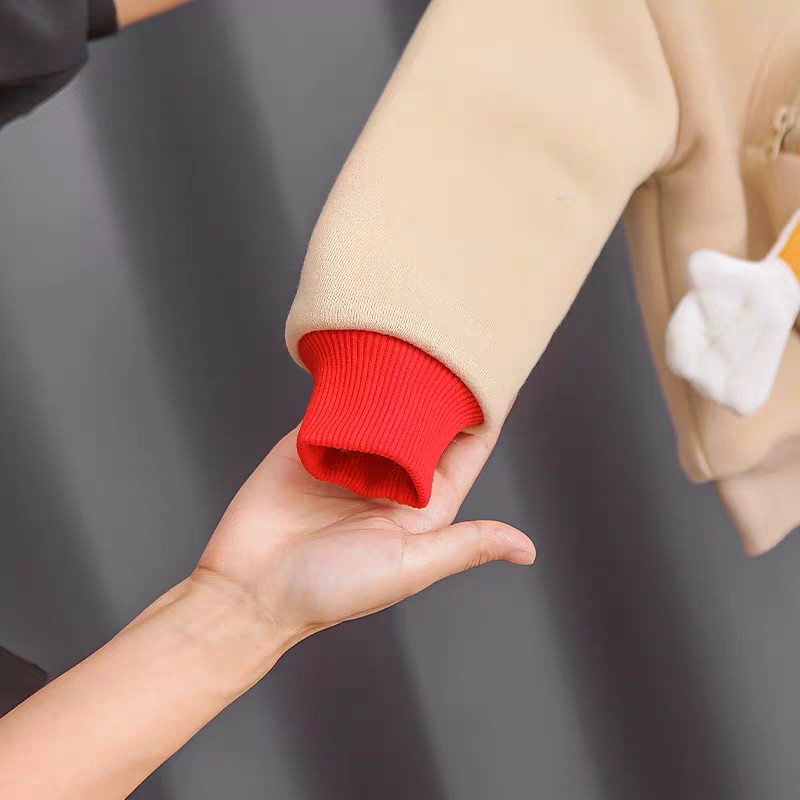 🌟👶 Fun Burger Character Kids Tracksuit - Soft Fleece Lined Sweatshirt & Pants Set for Little Ones!